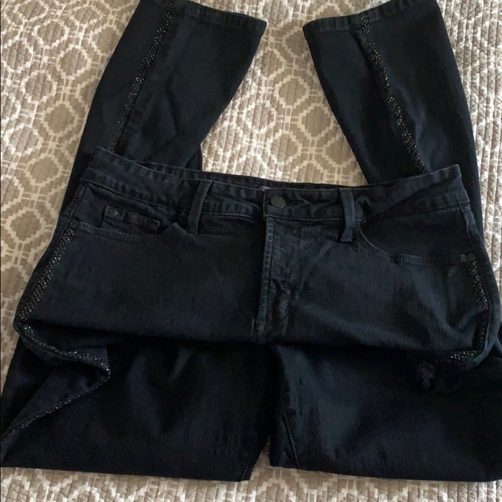Jeans - Picture 3 of 5